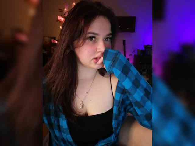 JuliaHesperaks webcam