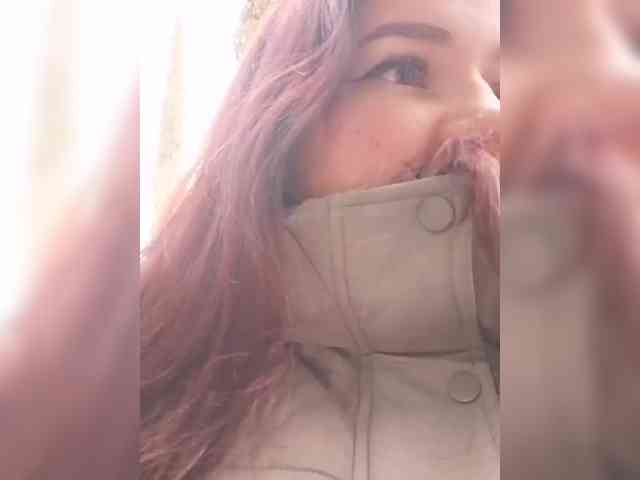 JuliaHesperaks webcam