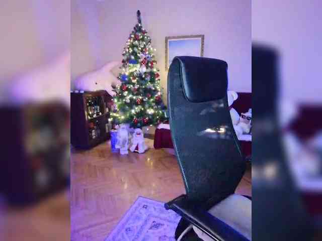 JuliaHesperaks webcam