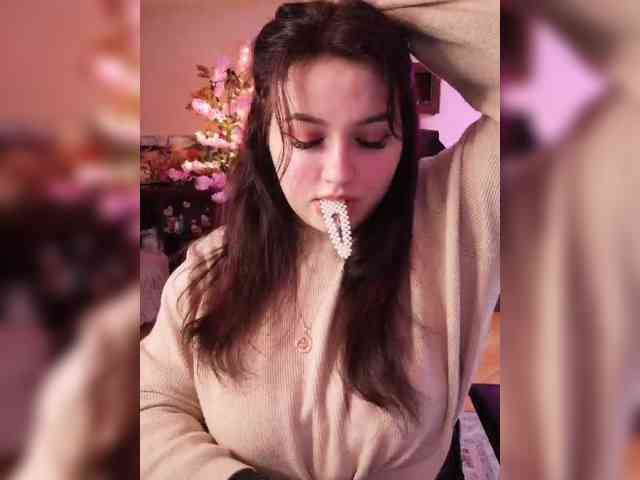 JuliaHesperaks webcam