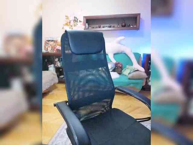 JuliaHesperaks webcam