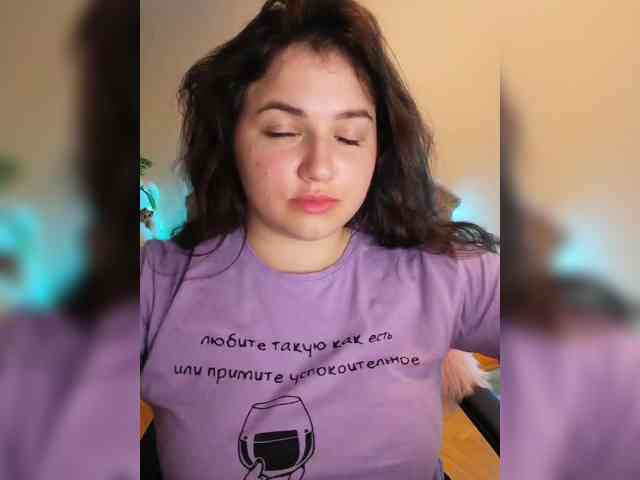 Cute______demon webcam