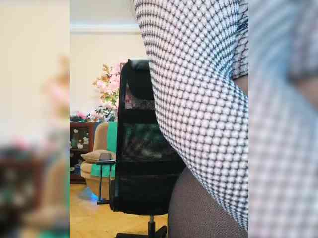 JuliaHesperaks webcam