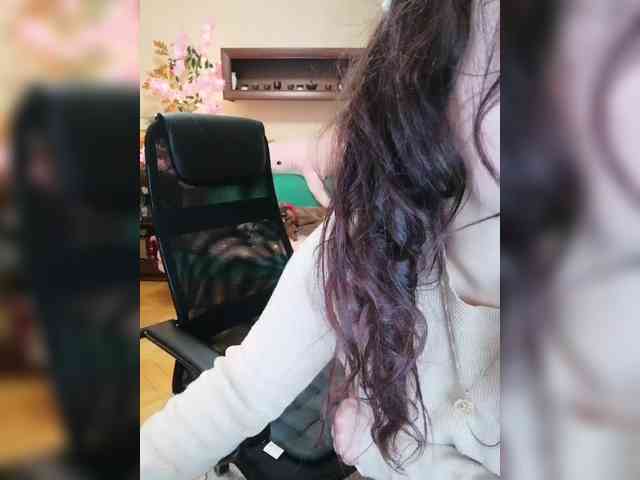 JuliaHesperaks webcam