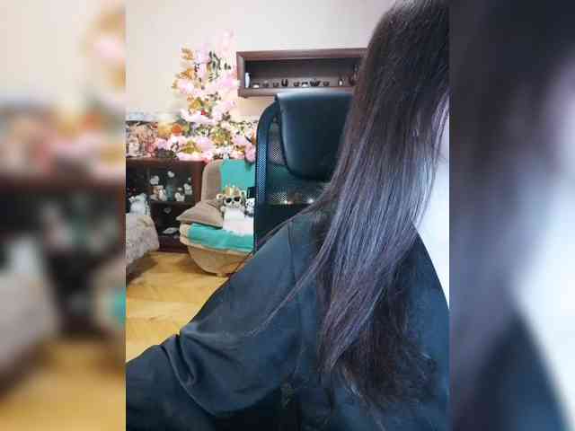 JuliaHesperaks webcam