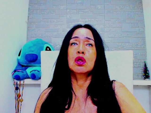 go to chat with MariannaCortez