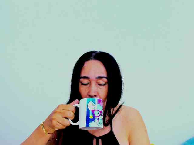 MariannaCortez webcam