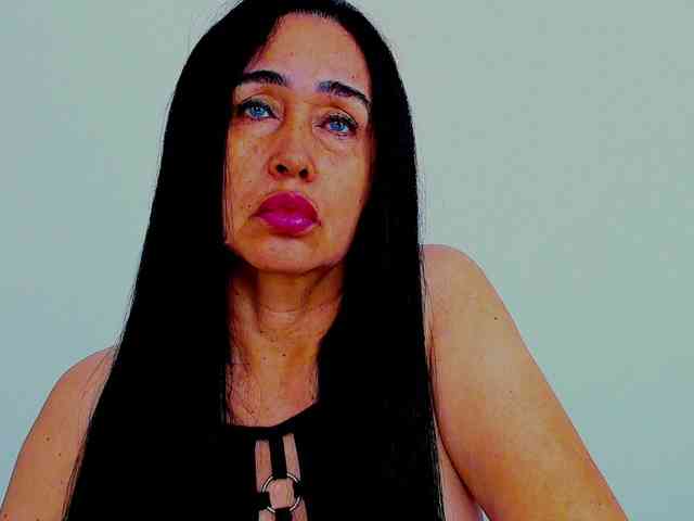 MariannaCortez webcam