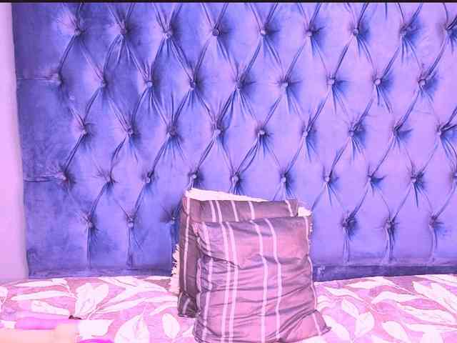 IndianPlaymateX webcam