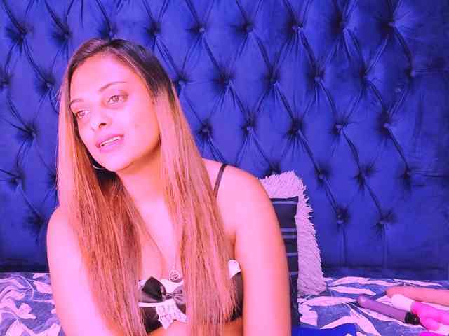 IndianPlaymateX webcam