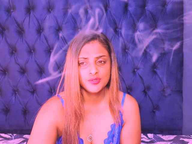 IndianPlaymateX webcam