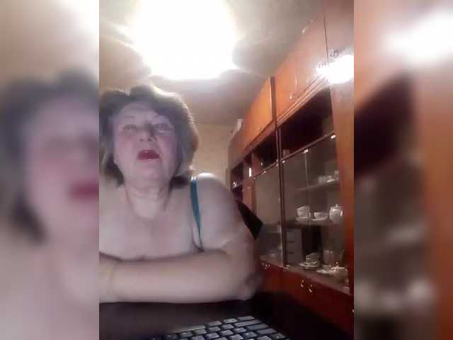 SweetSugar77's BongaCams show and profile