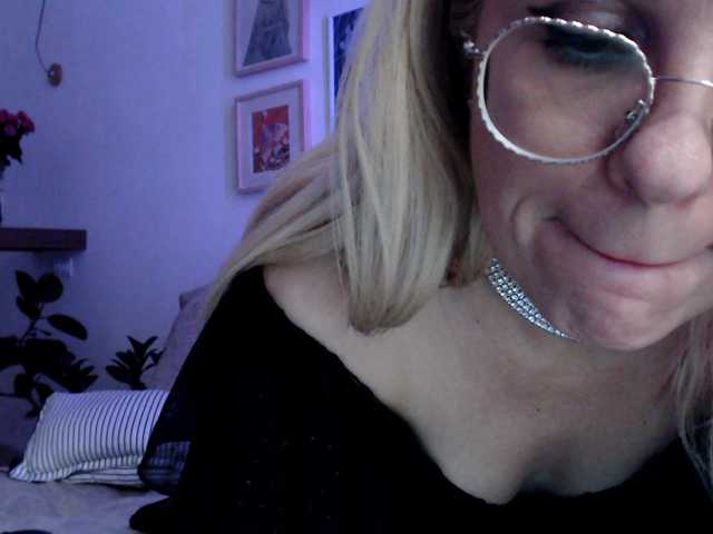 NurseTDoc's BongaCams show and profile