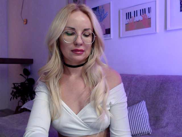 NurseTDoc's BongaCams show and profile