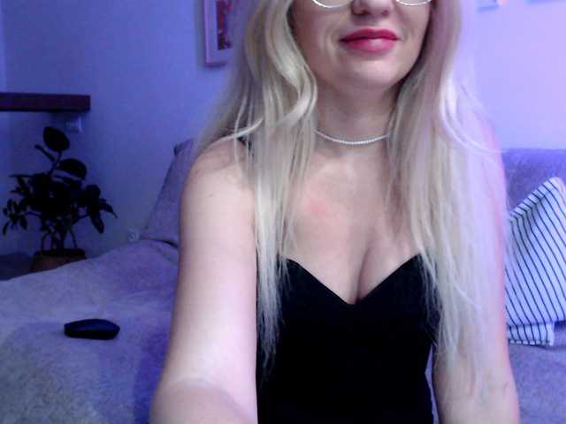 NurseTDoc's BongaCams show and profile