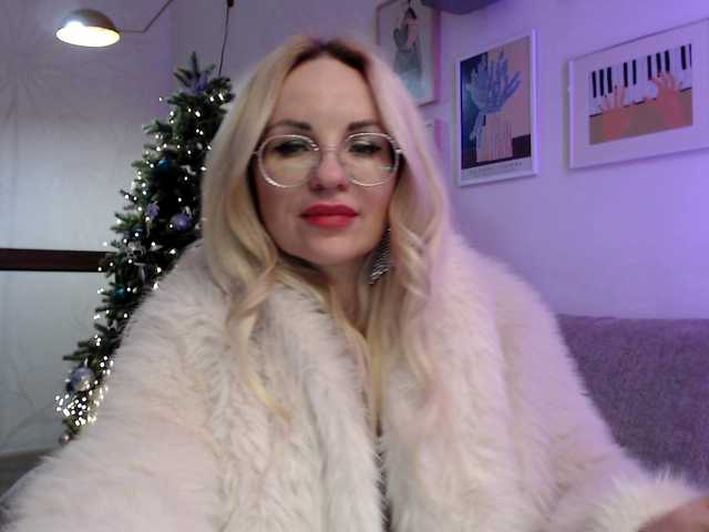 NurseTDoc's BongaCams show and profile