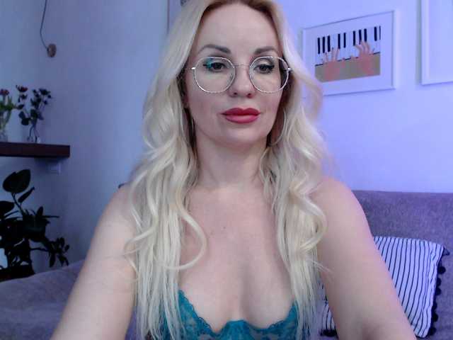 NurseTDoc's BongaCams show and profile