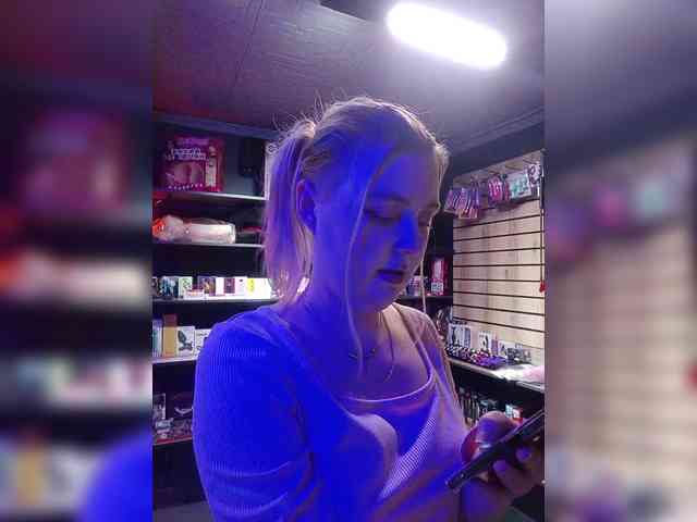 AliciaSvip webcam