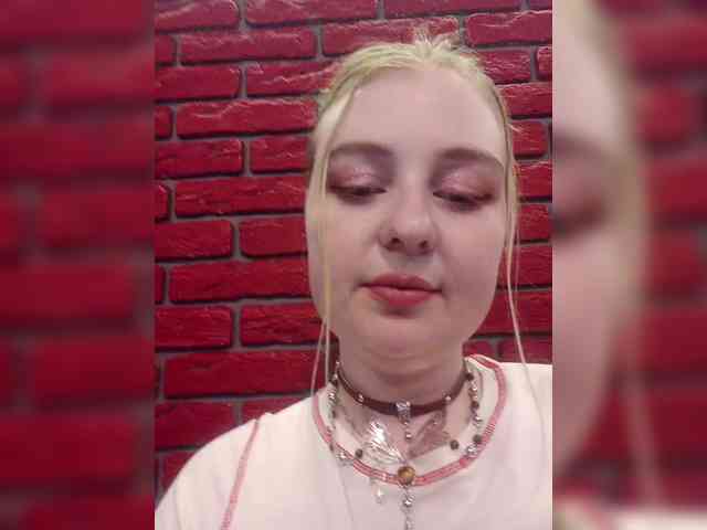 Модель: AliciaSvip