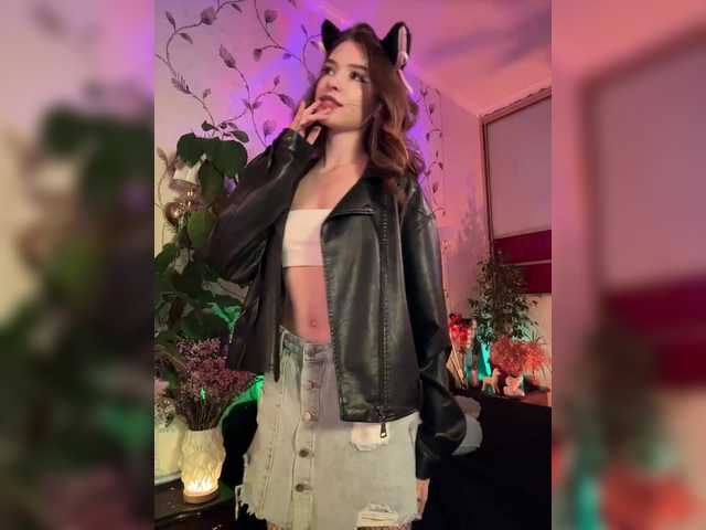 CutieDollBC's BongaCams show and profile