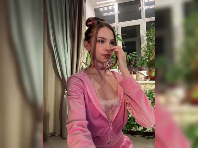 CutieDollBC's BongaCams show and profile