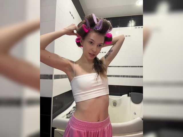 CutieDollBC's BongaCams show and profile