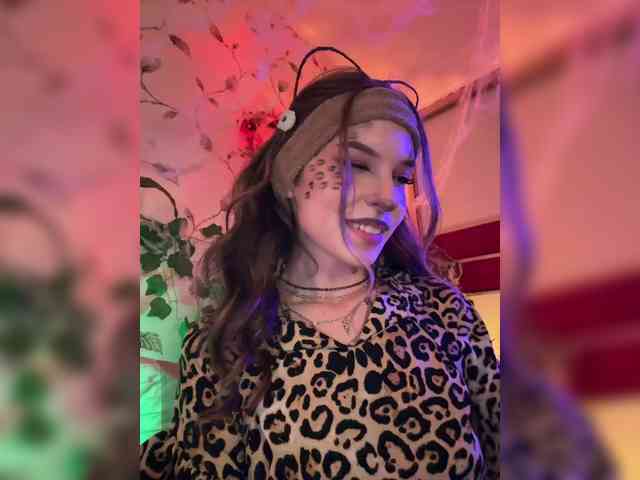 WednesdayFridayAddams webcam