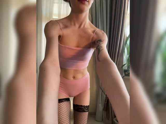 WednesdayFridayAddams webcam