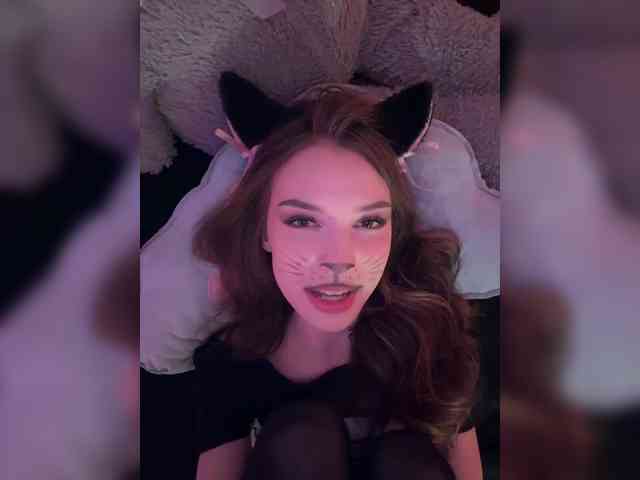 WednesdayFridayAddams webcam