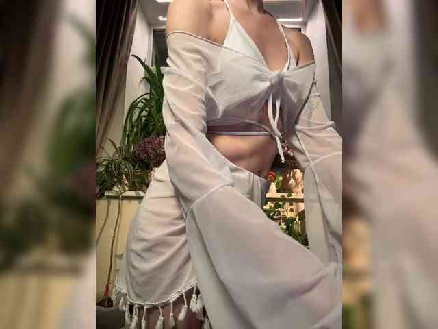 WednesdayFridayAddams webcam