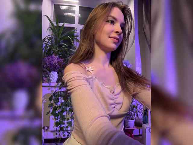 WednesdayFridayAddams webcam