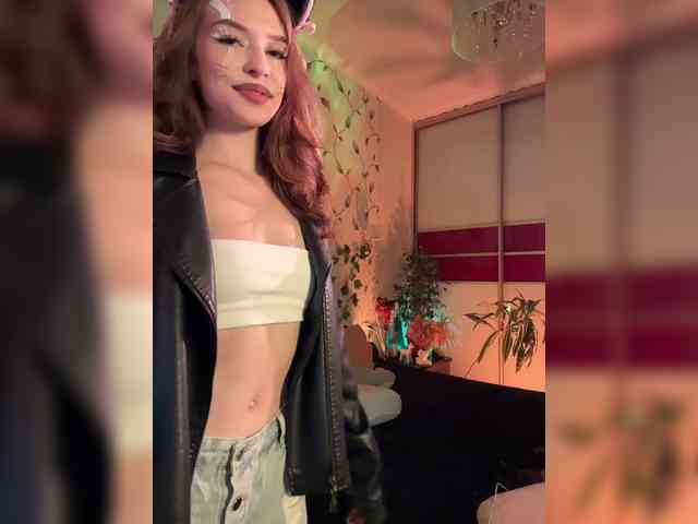 WednesdayFridayAddams webcam