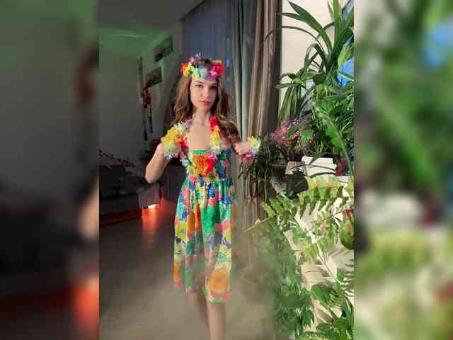 WednesdayFridayAddams webcam