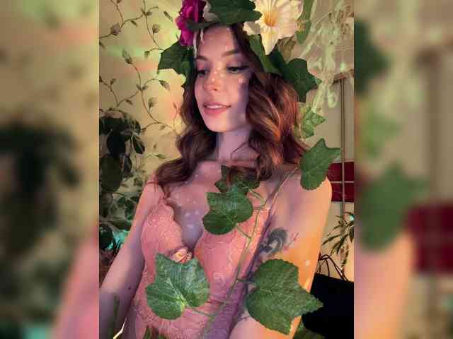 WednesdayFridayAddams webcam