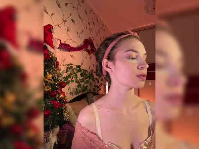 WednesdayFridayAddams webcam