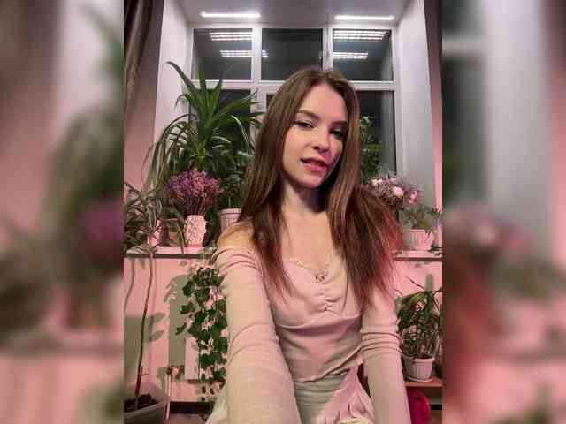 WednesdayFridayAddams webcam