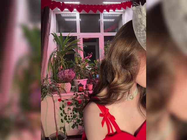 WednesdayFridayAddams webcam