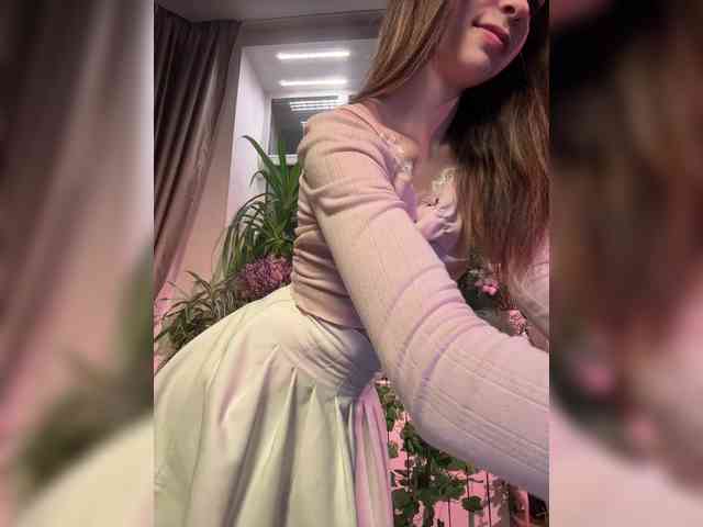 WednesdayFridayAddams webcam