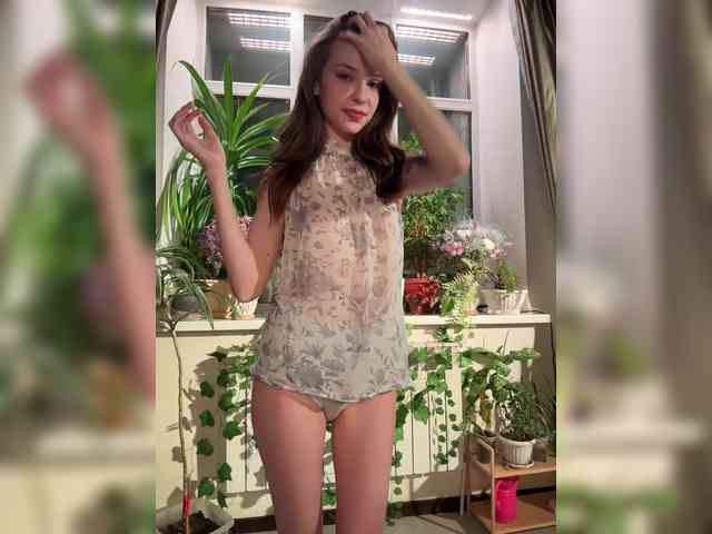 WednesdayFridayAddams webcam