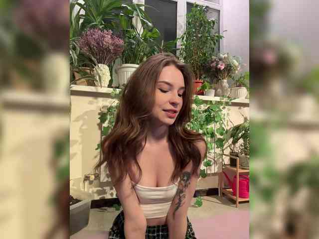 WednesdayFridayAddams webcam