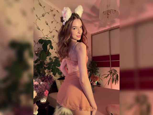 CutieDollBC Live Webcam on BongaCams