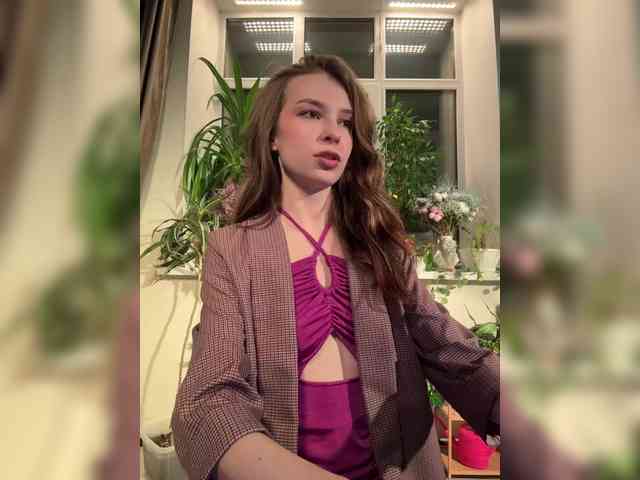 WednesdayFridayAddams webcam