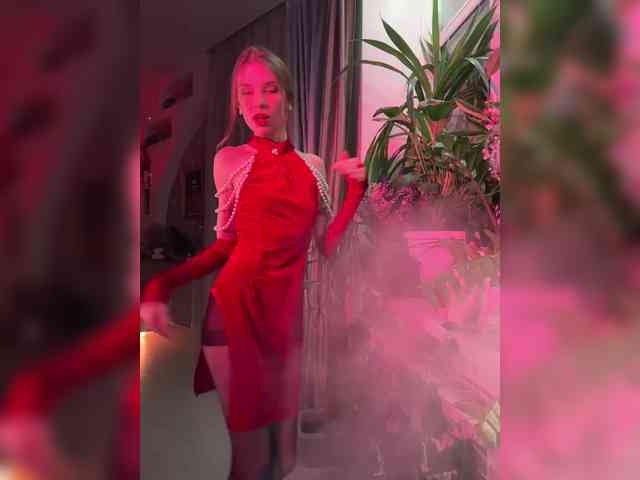 WednesdayFridayAddams webcam