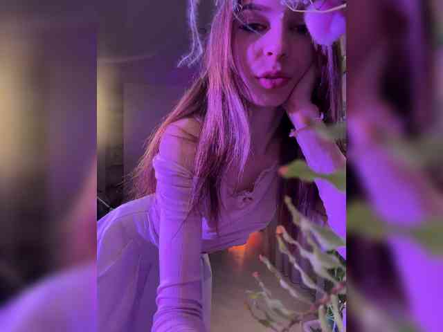 WednesdayFridayAddams webcam