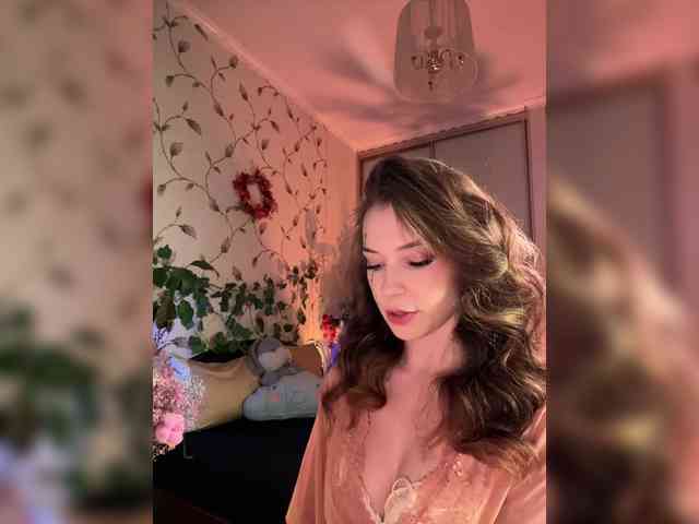 WednesdayFridayAddams webcam