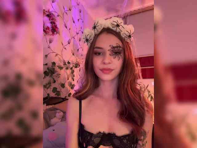 WednesdayFridayAddams webcam