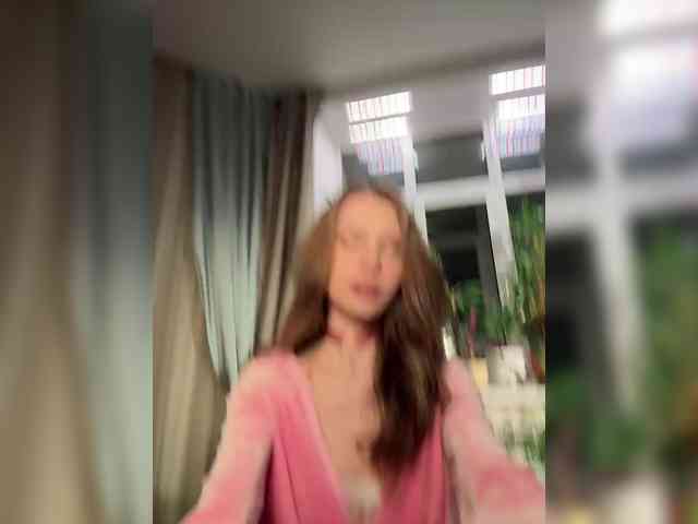 WednesdayFridayAddams webcam