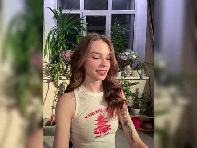 WednesdayFridayAddams webcam