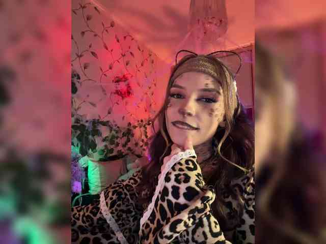 WednesdayFridayAddams webcam