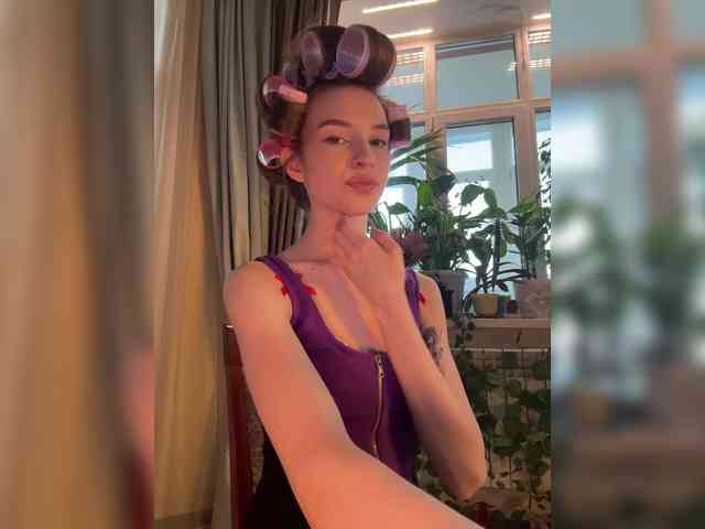 WednesdayFridayAddams webcam